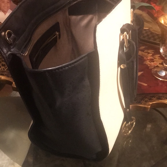 🎶🎶🎶 Classic Bag 🎶🎶🎶🎶 - Picture 7 of 8